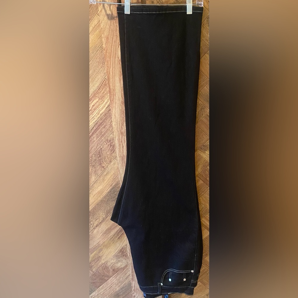 Jeans - Picture 4 of 4